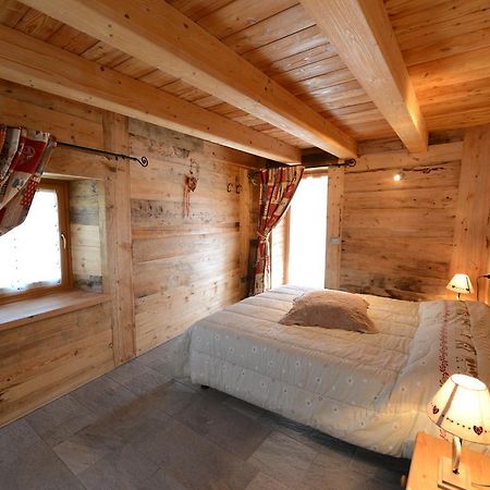 Vieilles Maisons D'Introd Ruang foto
