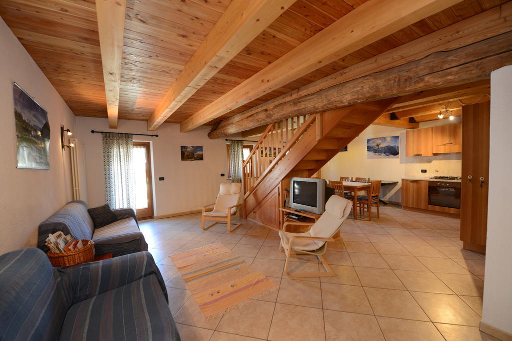 Vieilles Maisons D'Introd Ruang foto