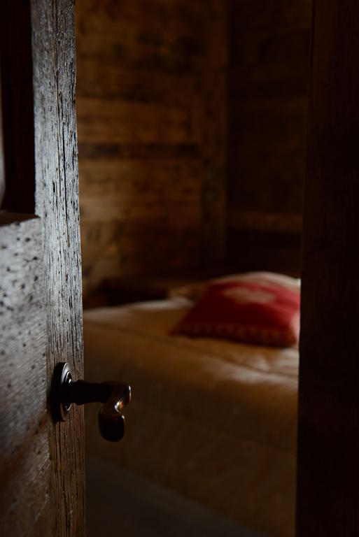 Vieilles Maisons D'Introd Bagian luar foto